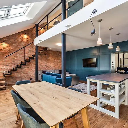 Wishlist Residences - Charles Bridge شقة *