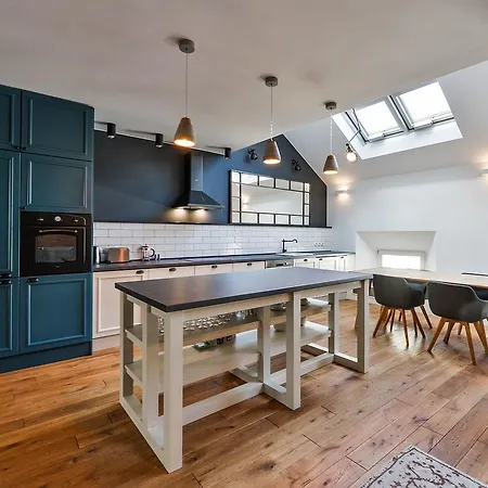 Wishlist Residences - Charles Bridge Daire *