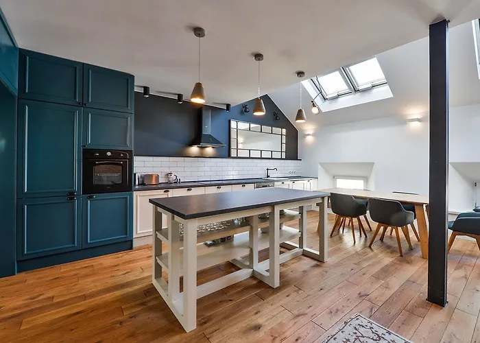 Wishlist Residences - Charles Bridge Lejlighed *
